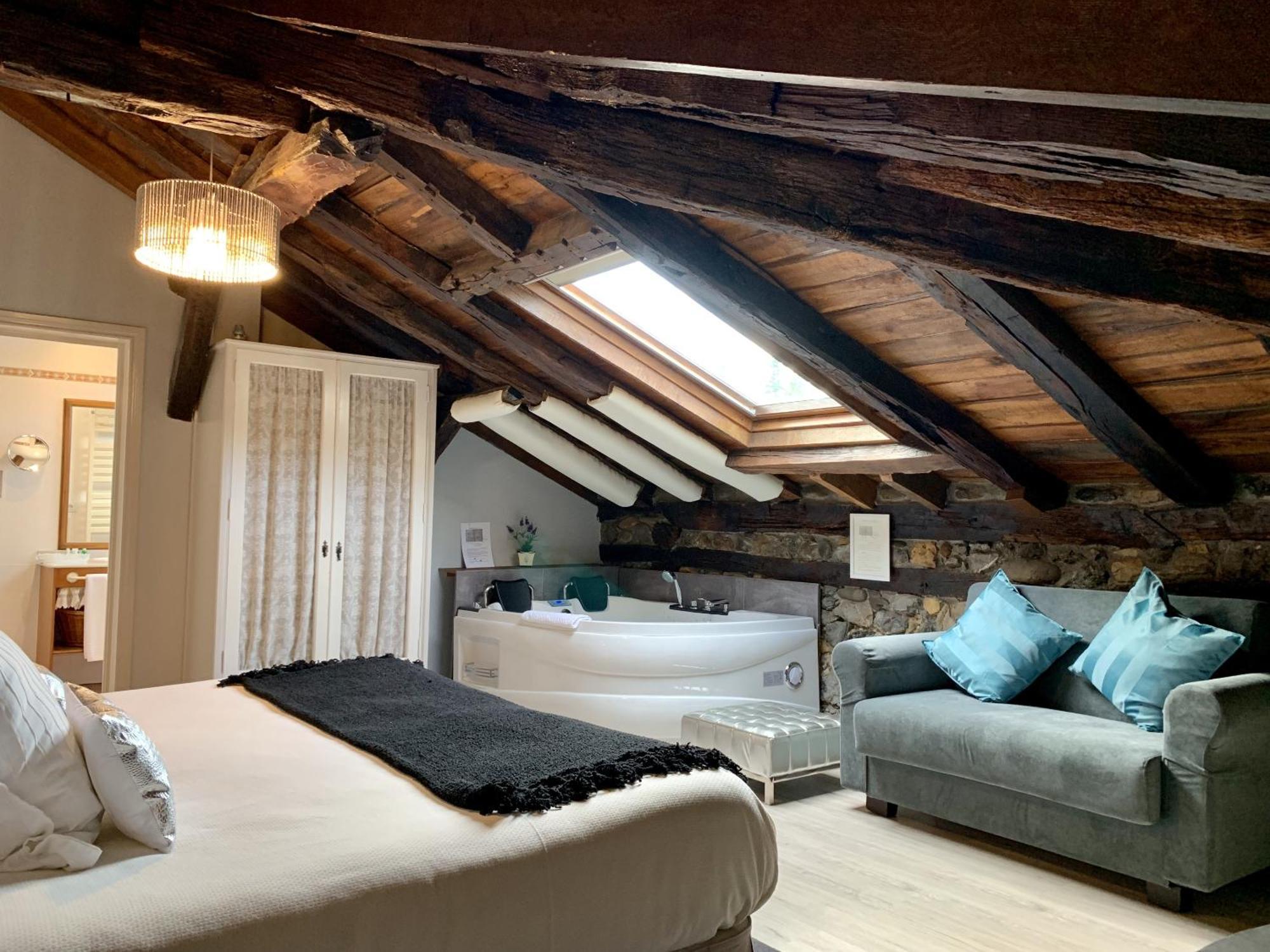 Akla Hotel Palacio Torre De Ruesga Calseca Экстерьер фото